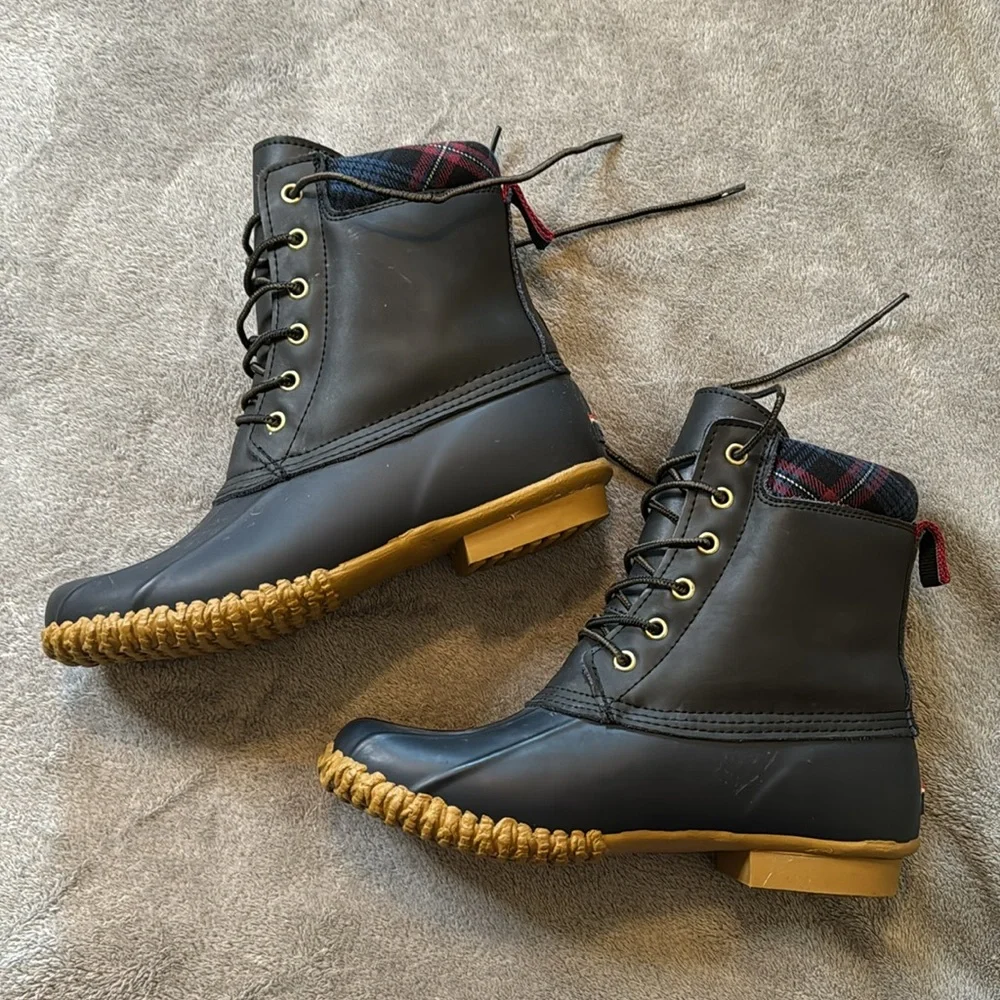 Tommy Hilfiger Russel Waterproof Rain Snow Duck Boots Sz 8